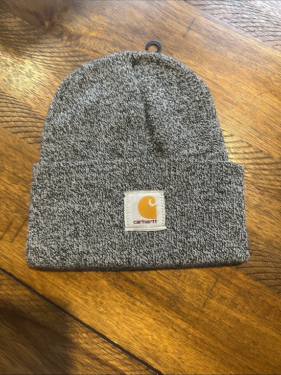 Carhartt Other - Carhartt Gray Marled Cuffed Beanie with Gold Logo Patch